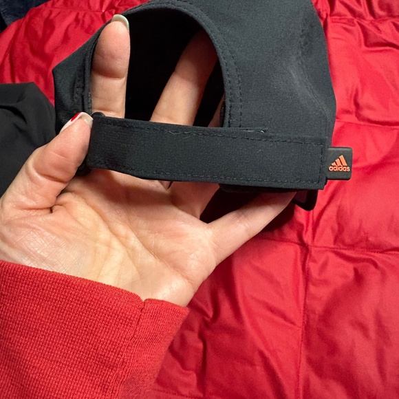 Lot of 2 hats - Picture 5 of 6